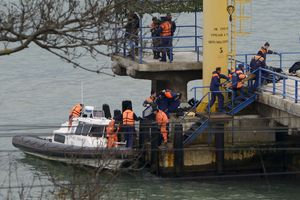 DEŠIFROVANJE MOŽE DA POTRAJE NEKOLIKO NEDELJA Pronađena jedna crna kutija palog ruskog vojnog aviona