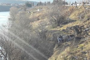 (VIDEO) LIKVIDIRAN U PODGORICI? Automobil eksplodirao u vožnji, stradao Miloje Vojinović!