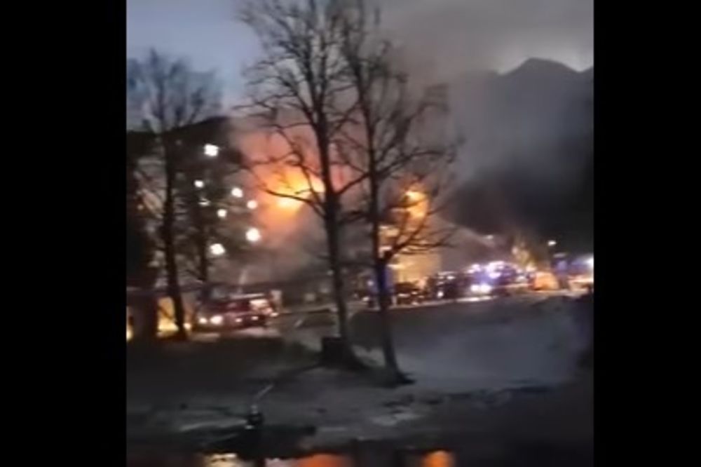 (VIDEO) PRESELO IM ZIMOVANJE: Zapalio se hotel u Bohinju, gosti bežali pred buktinjom