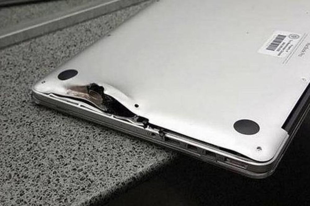 ČUDOM PREŽIVEO MASAKR NA AERODROMU: Laptop mu spasio život, zaustavio metak ubice