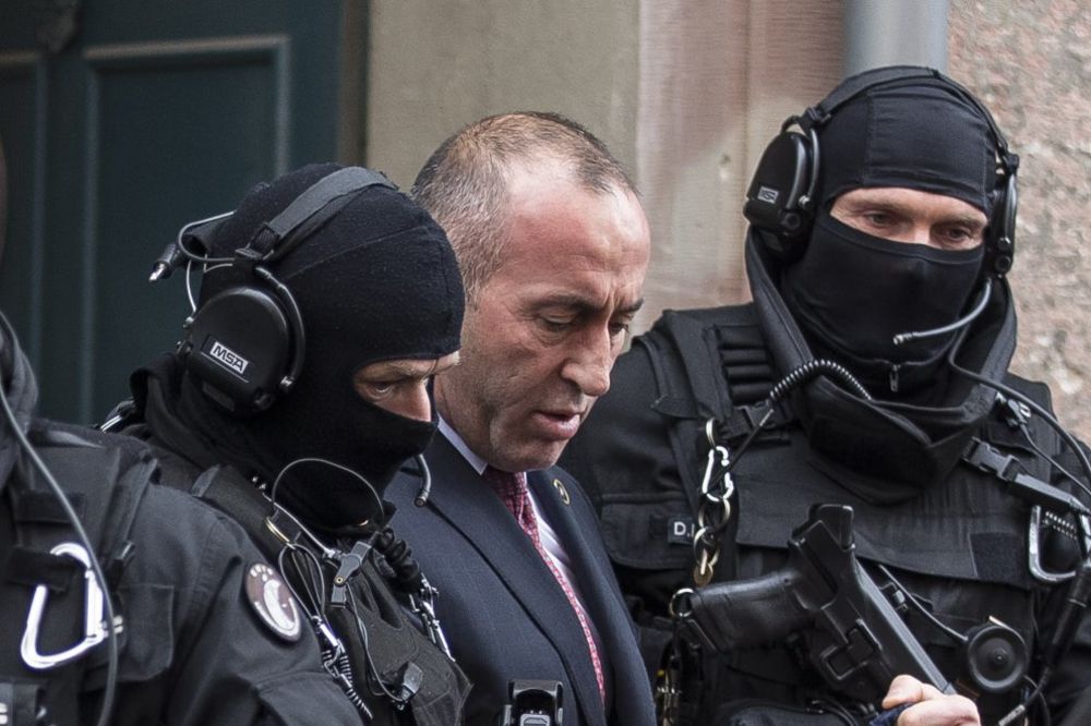 HARADINAJ SIGURAN DA OSTAJE NA SLOBODI: Nije moguće da budem izručen ni Hagu ni Beogradu