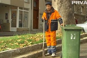 UPOZNAJTE ACU FILOZOFA: Ovo je radnik Gradske čistoće koji pročita 50 knjiga godišnje