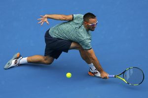 (VIDEO) KRAJ ZA TROICKOG U MELBURNU: Vavrinka eliminisao srpskog tenisera sa Australijan opena