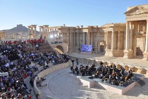 PREŽIVELI VEKOVE, NE I TERORISTE: Džihadisti uništili tetrapilon i deo rimskog teatra u Palmiri