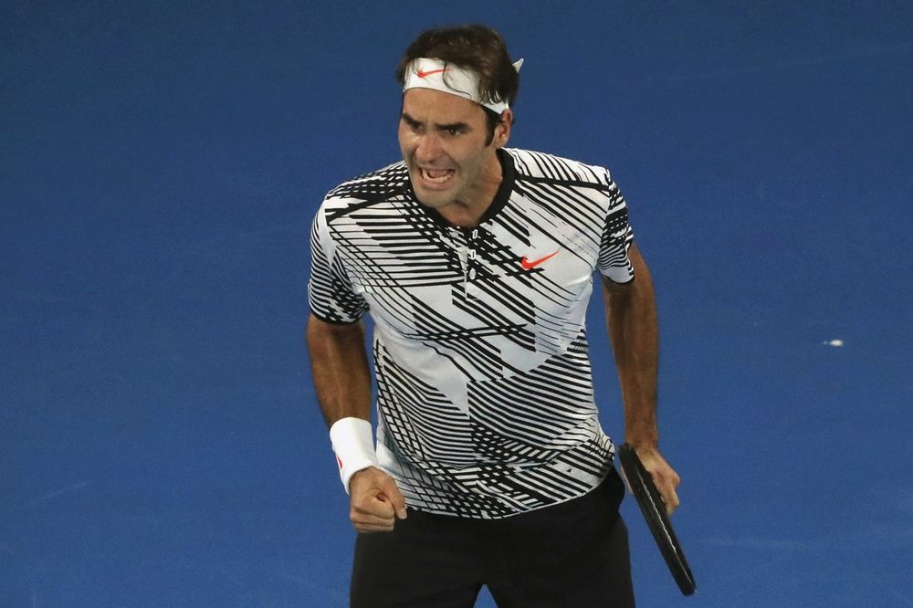 (VIDEO) SPEKTAKULARAN POVRATAK OTPISANOG: Federer u 5 setova počistio Nišikorija, sledeći je Zverev
