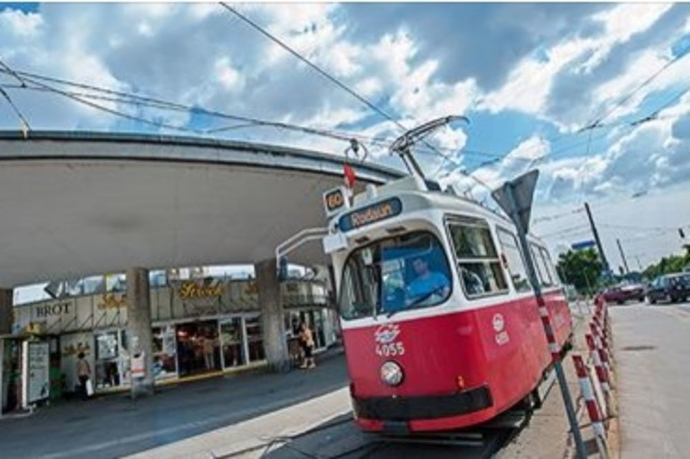 UHAPŠEN KRADLJIVAC BEČKOG TRAMVAJA: Bivši radnik gradskog saobraćajnog se uželeo vožnje!