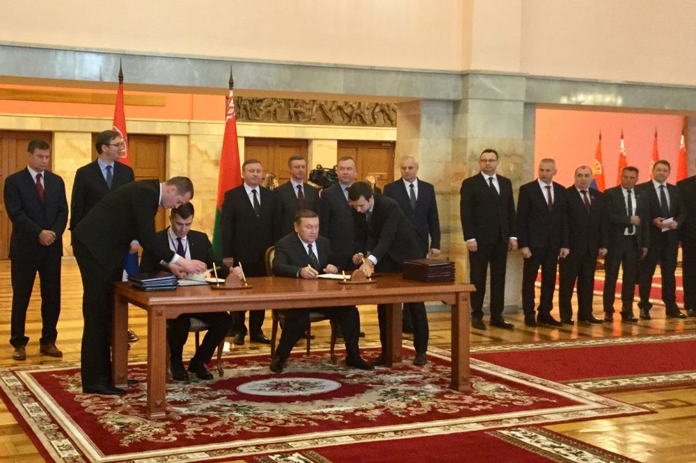 MINISTAR ODBRANE U MINSKU: Potpisan sporazum o vojno-tehničkoj saradnji Srbije i Belorusije