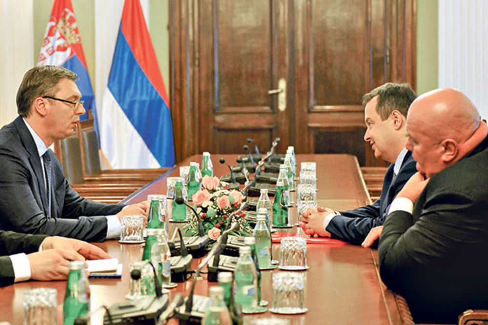 Vučić sa Dačićem i Palmom o trci za šefa države