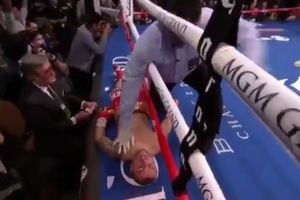(VIDEO) POSLAO GA U CARSTVO SNOVA: Crnogorac izgubio WBC pojas, Amerikanac ga brutalno PATOSIRAO
