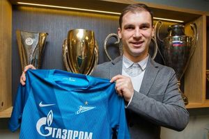 (VIDEO) BANE IVANOVIĆ PREDSTAVLJEN U RUSIJI: Srećan sam što sam došao u veliki klub kakav je Zenit