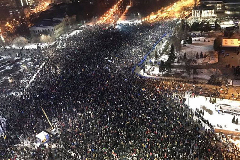 RUMUNI IDU DO KRAJA: Stotine hiljada građana ponovo na ulicama Bukurešta!
