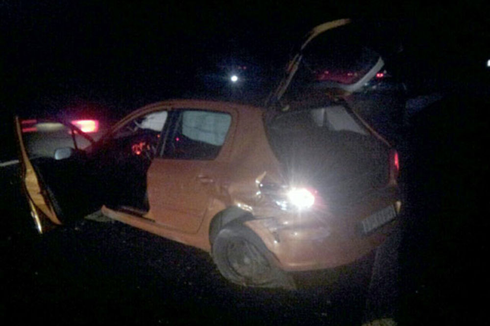 SAOBRAĆAJKA NA AUTOPUTU: Povređen vozač u udesu kod Begaljičkog brda