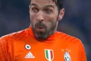Svi su već videli loptu u mreži, čak i golman Juventusa, a onda... Reakcija Bufona hit na INTERNETU