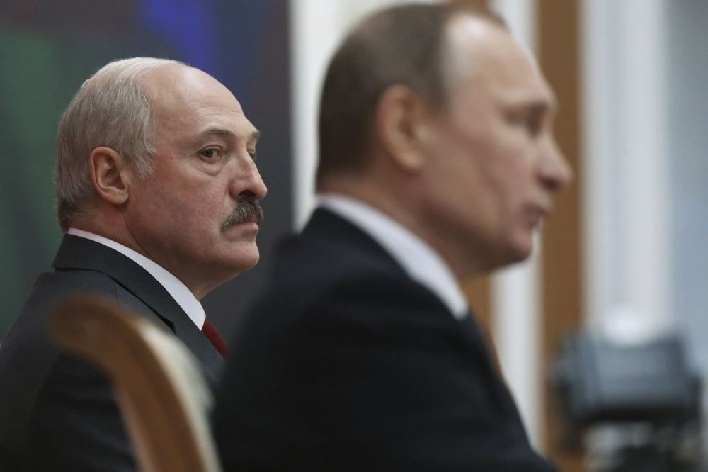 MEDVEDIĆ SA STAVOM: Evo šta se krije između sukoba Putina i Lukašenka