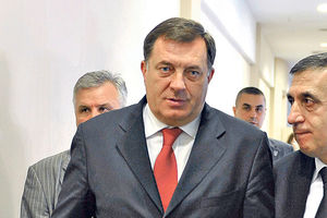 Dodik: Srbi, odmah idite iz institucija BiH
