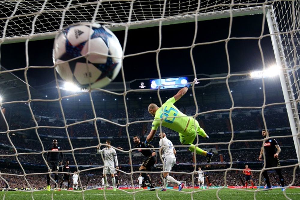 (VIDEO) VEČE UMETNIKA U LŠ Ne zna se koji je lepši: Spektakularni golovi u pobedama Reala i Bajerna