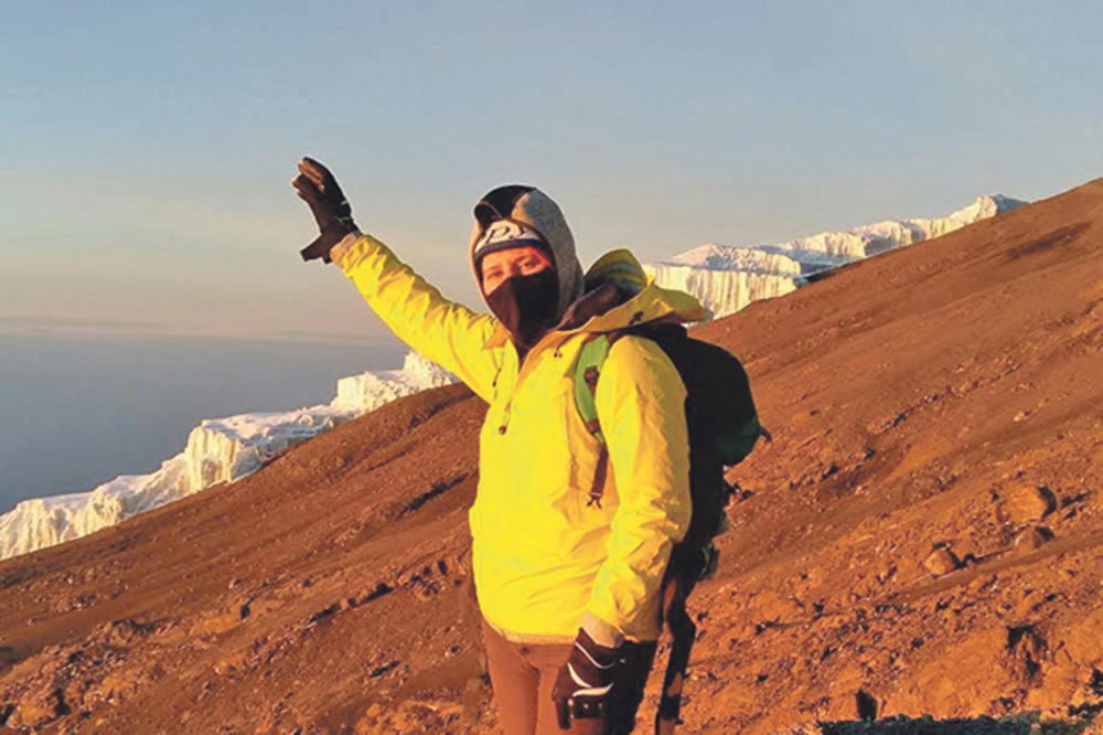 SURDULIČANKA NA VRHU AFRIKE: Valentina se popela na Kilimandžaro