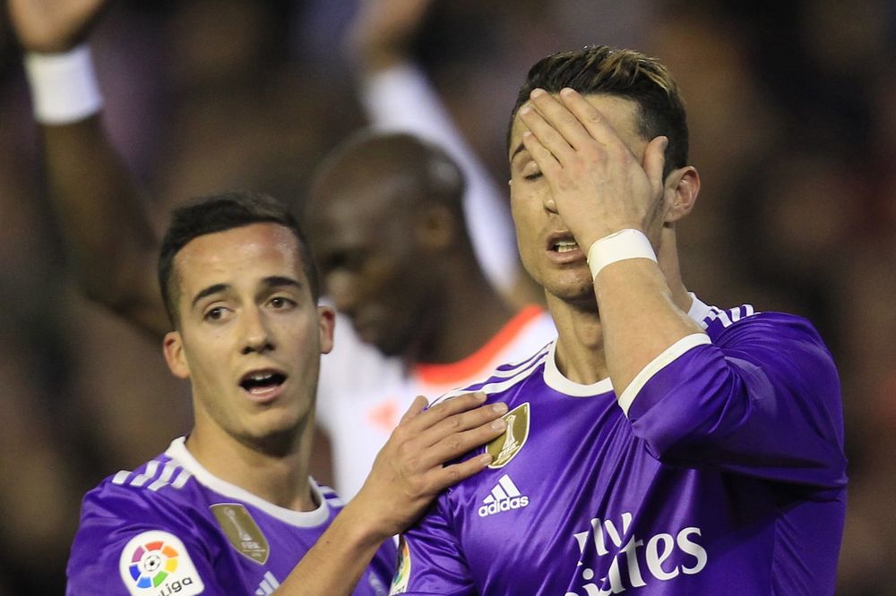 (VIDEO) NI SUDIJA IM NIJE POMOGAO: Real Madrid poražen u Valensiji