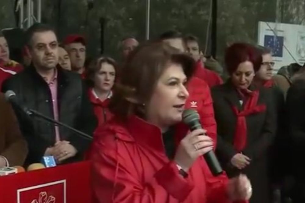 (VIDEO) KONTRAMITING U RUMUNIJI: Nekoliko hiljada pristalica vlade došlo na demonstracije