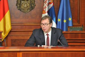 VUČIĆ OTKRIO ŠTA GA LJUTI: Samo daj, daj, daj od države