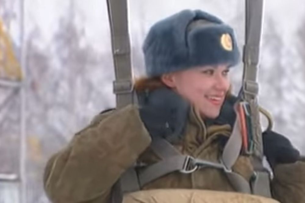 (VIDEO) PRED RUSKIM ŽENAMA NIKO NE PSUJE: Čak ni kada su u vojsci