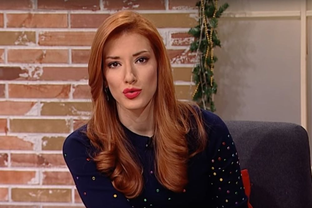 (VIDEO) SAMO JE DOTERANU ZNAMO: Pogledajte kako Jovana Joksimović izgleda kada nije na TV-u!