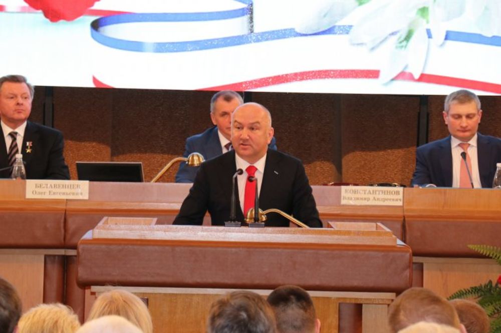 (FOTO) TROGODIŠNJICA REFERENDUMA: Popović govorio u parlamentu Krima