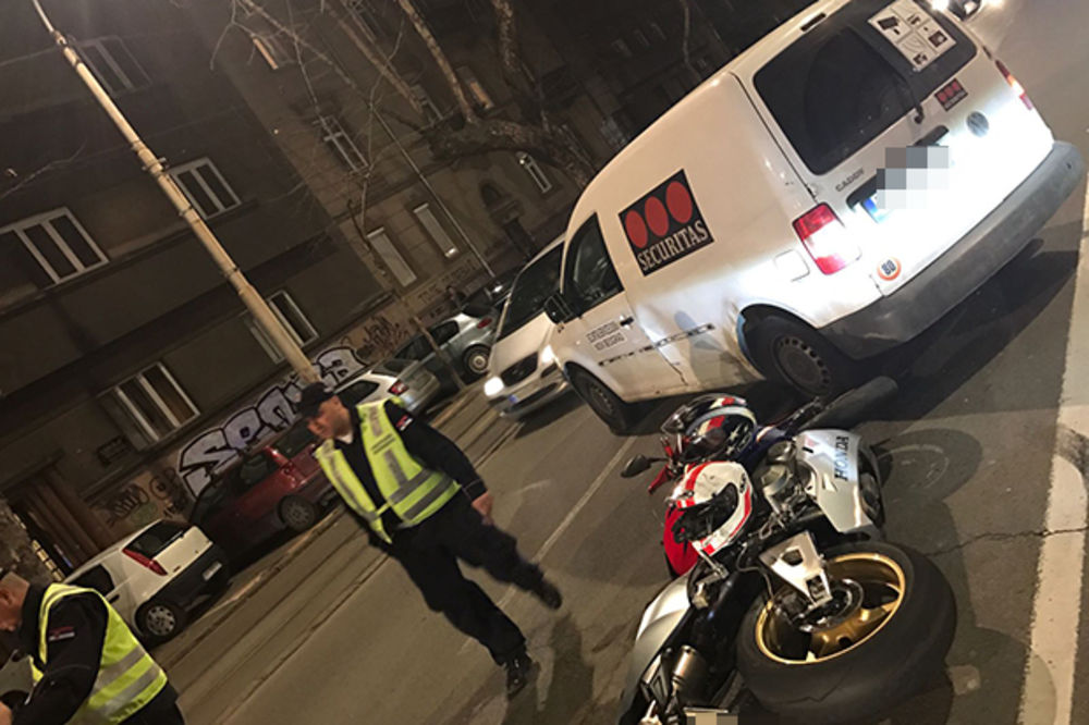 UDES U BEOGRADU: Motociklista povređen u sudaru s automobilom