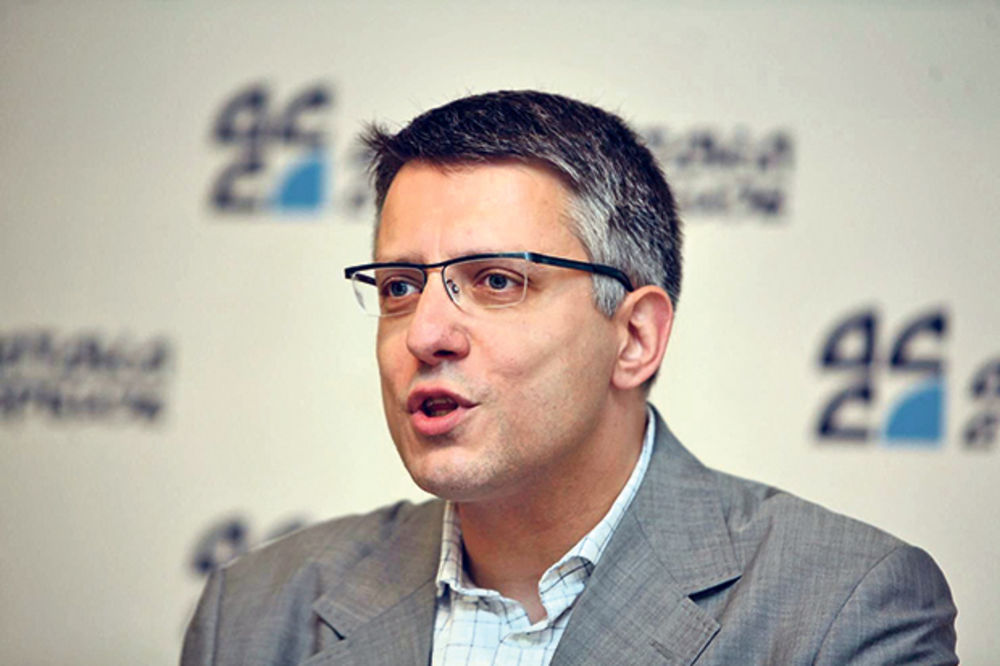 ALEKSANDAR POPOVIĆ: Potrebna promena politike da Srbija ponovo postane slobodna