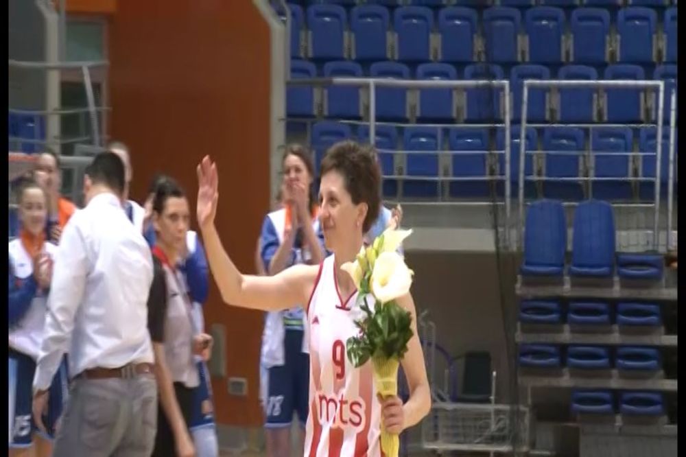 (VIDEO) KRAJ POSLE 24 TITULE: Biljana Stanković, najtrofejnija srpska košarkašica, završila karijeru