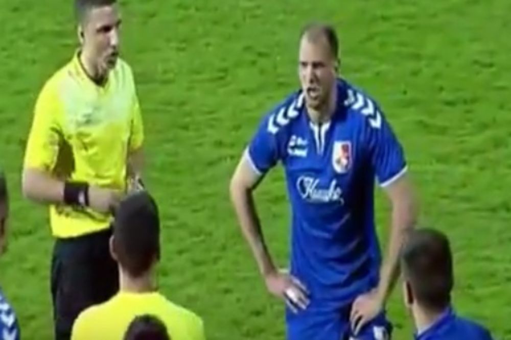 (VIDEO) SRAMOTA! Evo kako je Nemanja Kojić izvređao pomoćnog sudiju!