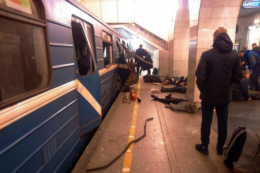 UHAPŠENO 8 TERORISTA UMEŠANIH U EKSPLOZIJU U RUSKOM METROU: FSB upao kod njih i našao gomilu oružja