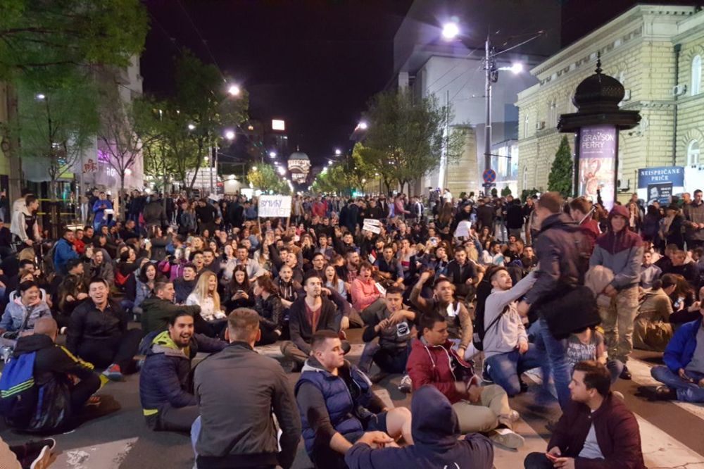 SLOŽNI U PROTESTU: Novosadski i beogradski studenti usaglasili listu zahteva
