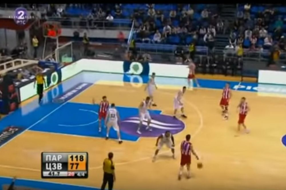 (VIDEO) OVO JE OMILJENI DERBI SVAKOG GROBARA: Dan kada su košarkaši Partizana uništili Crvenu zvezdu