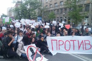 ČETVRTI DAN PROTESTA U NOVOM SADU:  Studenti poručili da se bore za prava svih ljudi u Srbiji