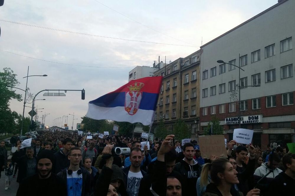 PROTESTI ŠIROM SRBIJE: Studenti izašli na ulice u Nišu, Novom Sadu, Zrenjaninu, Čačku...