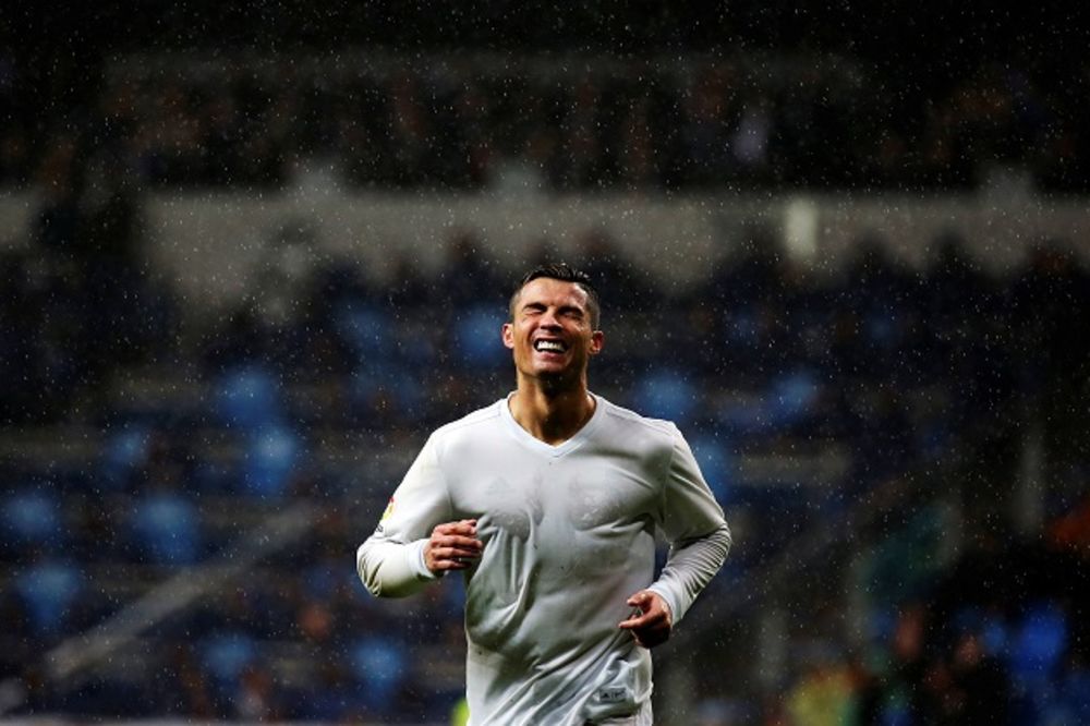 (FOTO) KRISTIJANO JE ZVER ZBOG NJE: Ronaldo sa OVOM seksi Britankom ide do iznemoglosti