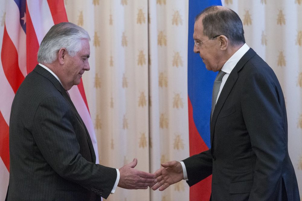 LAVROV POTVRDIO NOVA PRAVILA ZA SIRIJU: Evo zašto SAD spuštaju loptu