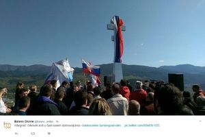 DIGNUT SPOMEN-KRST RUSKIM DOBROVOLJCIMA U VIŠEGRADU: Oni su dali svoj život za Republiku Srpsku