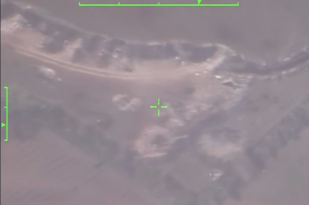 (VIDEO) KAZNA SA NEBESA: Evo kako dron lovi teroriste u Siriji