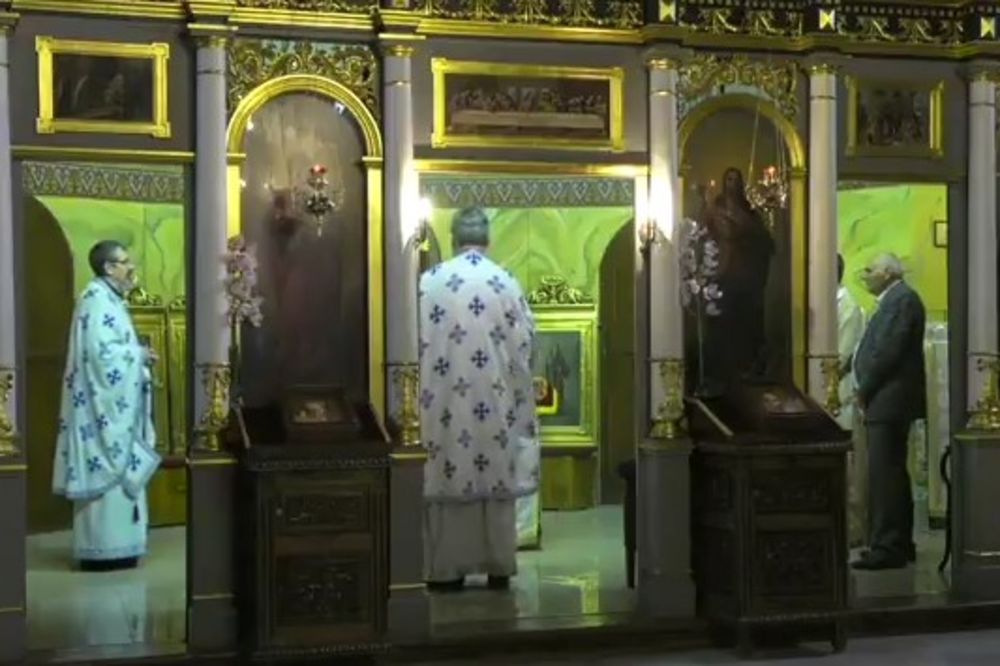 (KURIR TV) OBELEŽAVAMO NAJVEĆI HRIŠĆANSKI PRAZNIK: Održana liturgija u Vaznesenjskoj crkvi