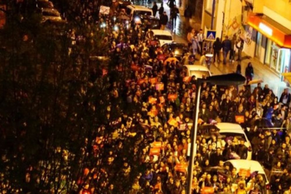 PROTESTI U TURSKOJ: Građani Istanbula izašli na ulice, viču "Lopov, ubica  Erdogan"!