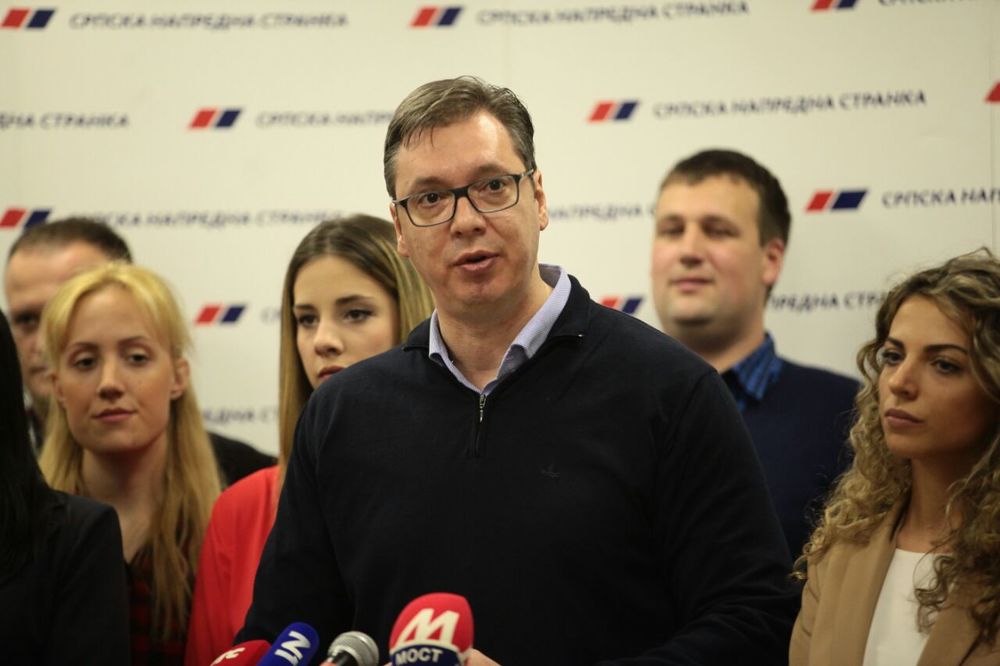 VUČIĆ DRŽI VANREDNU KZŠ Na ponovljenim izborima u Novom Sadu Leskovcu i Trsteniku osvojio 76,8 odsto