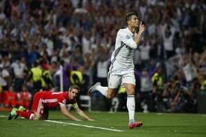 (VIDEO) KRISTIJANO JE KRALJ: Sudije i Ronaldo izbacili Bajern iz LŠ, Real i Atletiko u polufinalu