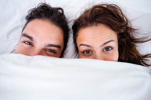 SMANJUJE RIZIK OD DEPRESIJE I SNIŽAVA PRITISAK: Ovo su samo neki od razloga zbog čega je spavanje u dvoje dobro za zdravlje