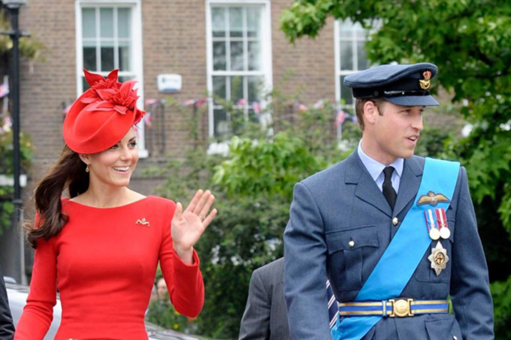 (FOTO, VIDEO) Princ Vilijam i princeza Kejt Midlton: Naših 6 godina braka ispunjenih radošću