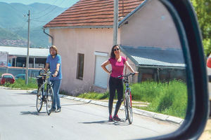 U ČAST PREDAKA Biciklom idu 1.600 kilometara da odaju počast srpskim zarobljenicima!