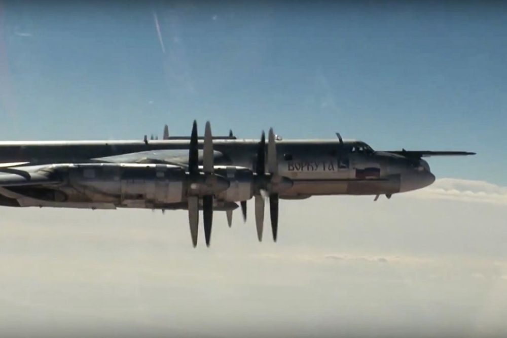 USIJALO SE NEBO IZNAD ALJASKE: Ameri poslali avione na ruske bombardere i lovce