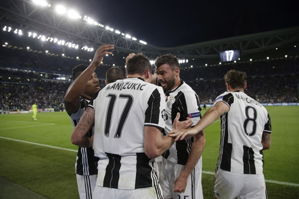 (VIDEO) STARA DAMA OPET BOLJA OD MONAKA: Moćni Juventus prvi finalista Lige šampiona, čeka Madriđane