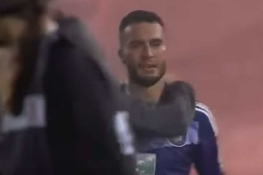 (VIDEO) OBRADOVIĆEVE SUZE OBIŠLE BELGIJU: Srpski fudbaler plakao na terenu posle osvojene titule